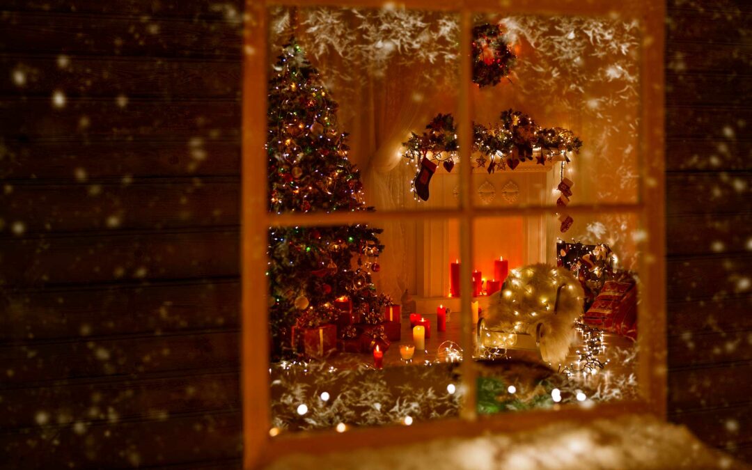 Decorate Your Windows For The Holidays